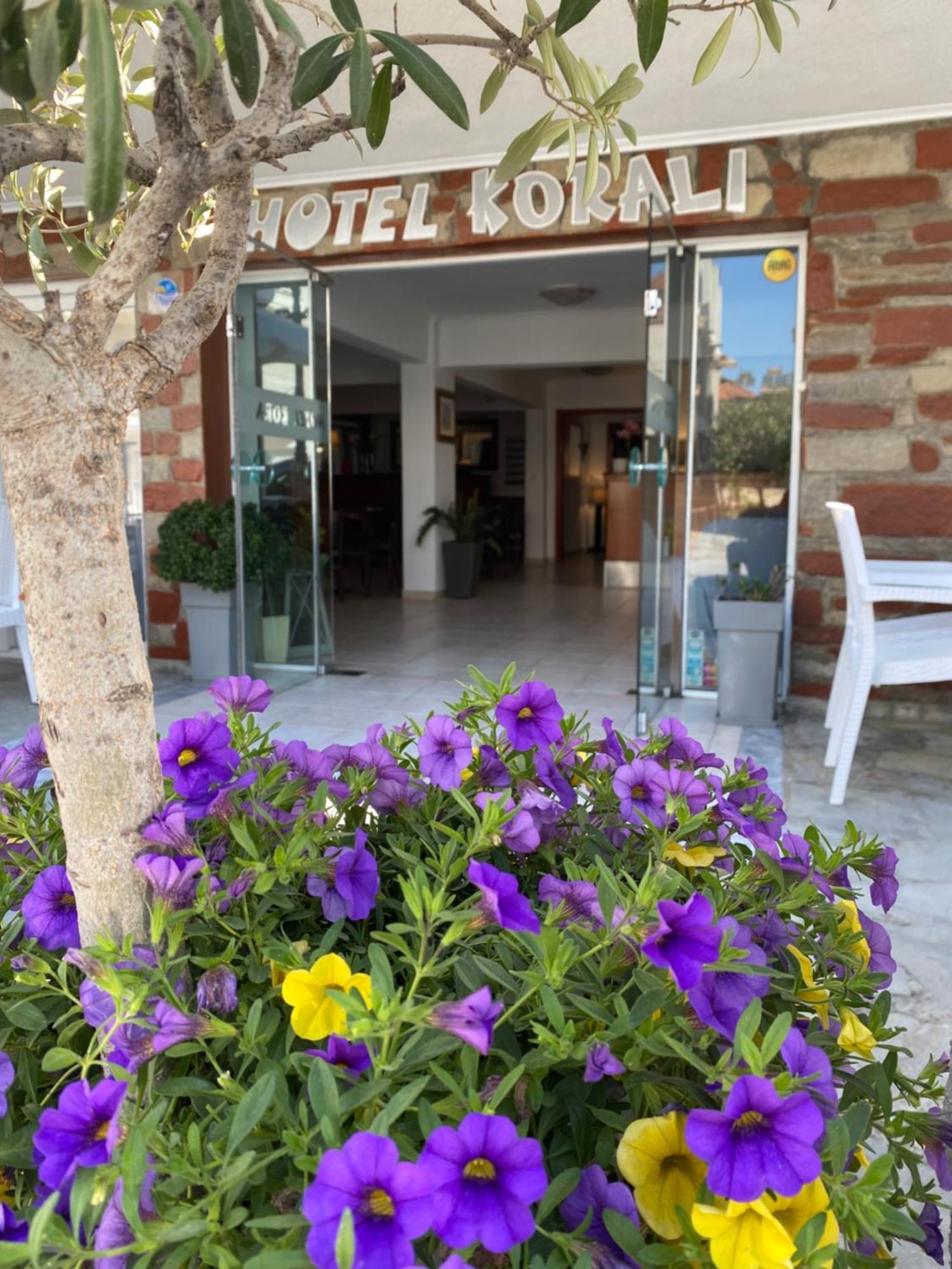 Korali Hotel Paralia Katerinis Bagian luar foto